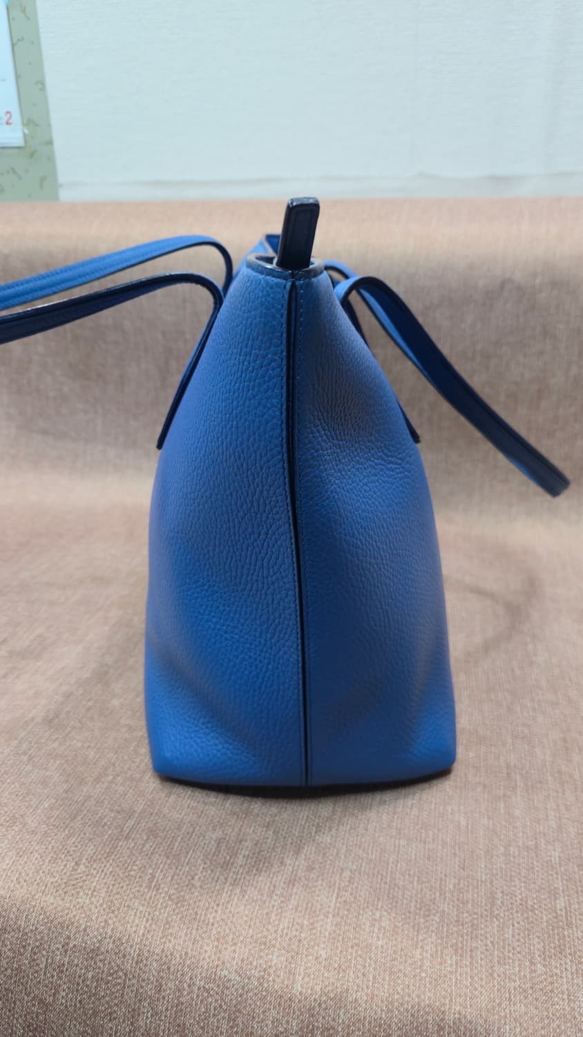 토즈 정품 - 조이 미디움 쇼퍼백 레더 지퍼 오픈 숄더백 상품이미지5