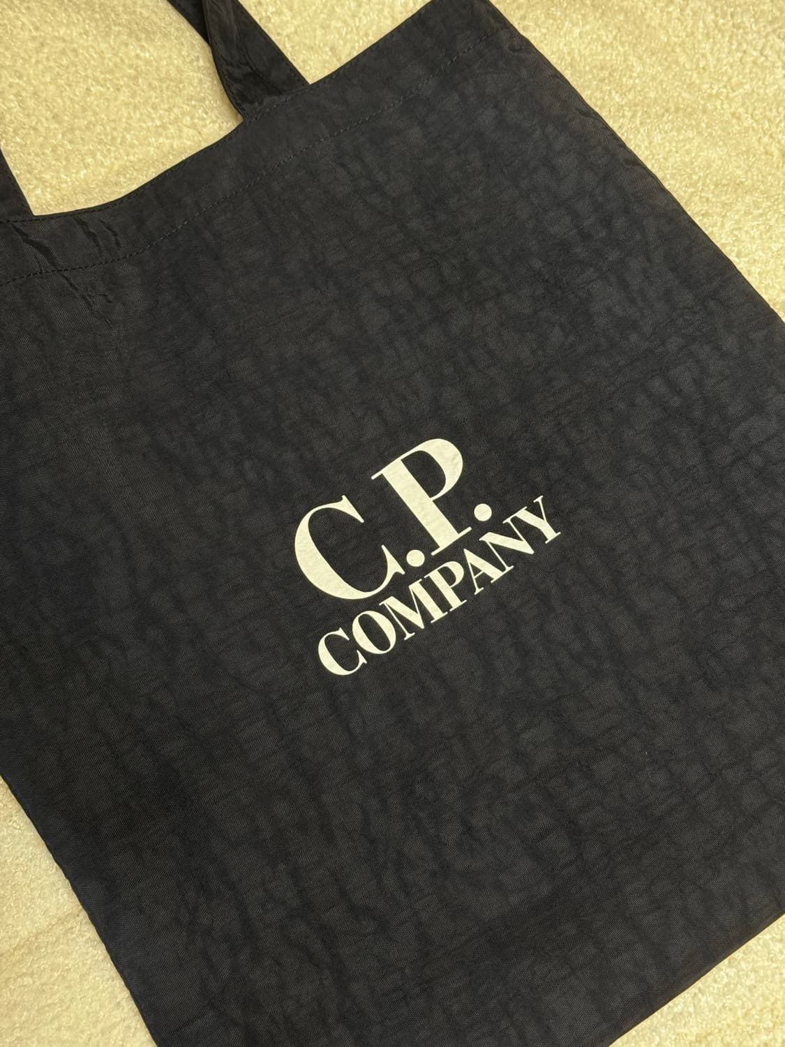 CP 씨피 컴퍼니 네이비 나일론 토트백 + 스티커팩 상품이미지6