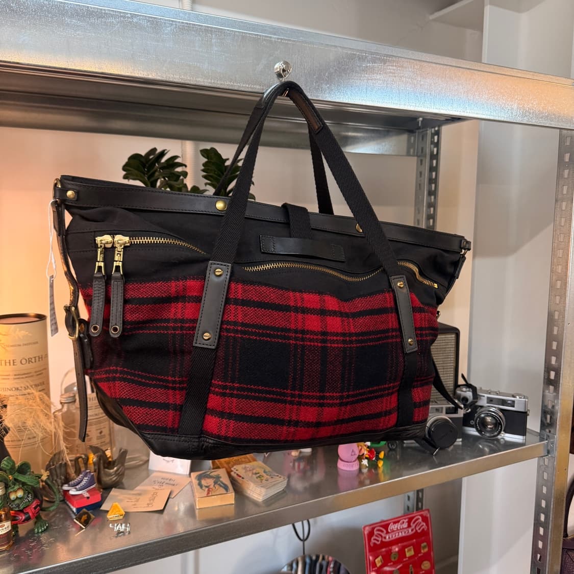 마스터피스 일본생산 레더 / 타탄체크 디테일 빅 숄더백 상품이미지4