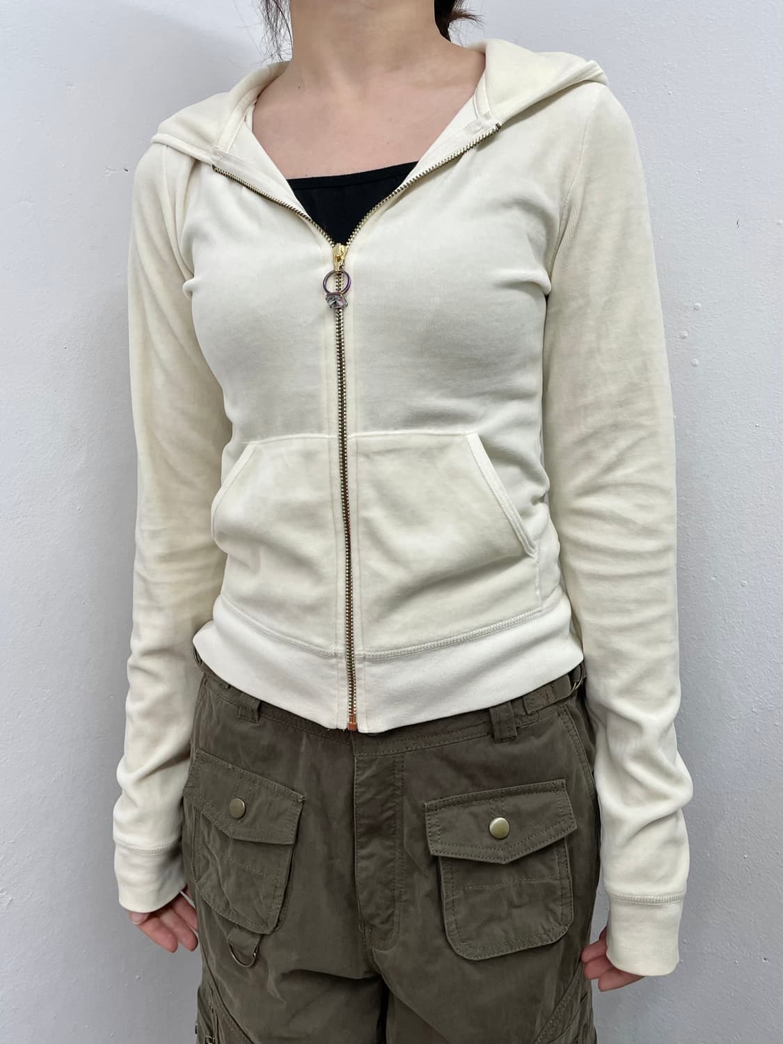 쥬시꾸뛰르 크림 벨로아 집업 상품이미지5