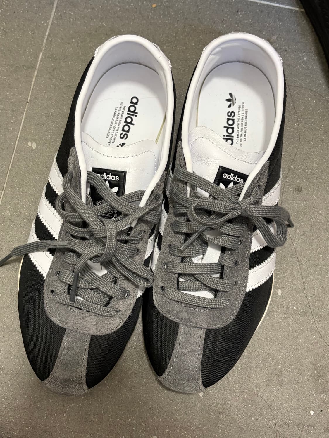 아디다스 도쿄 블랙 235 상품이미지3