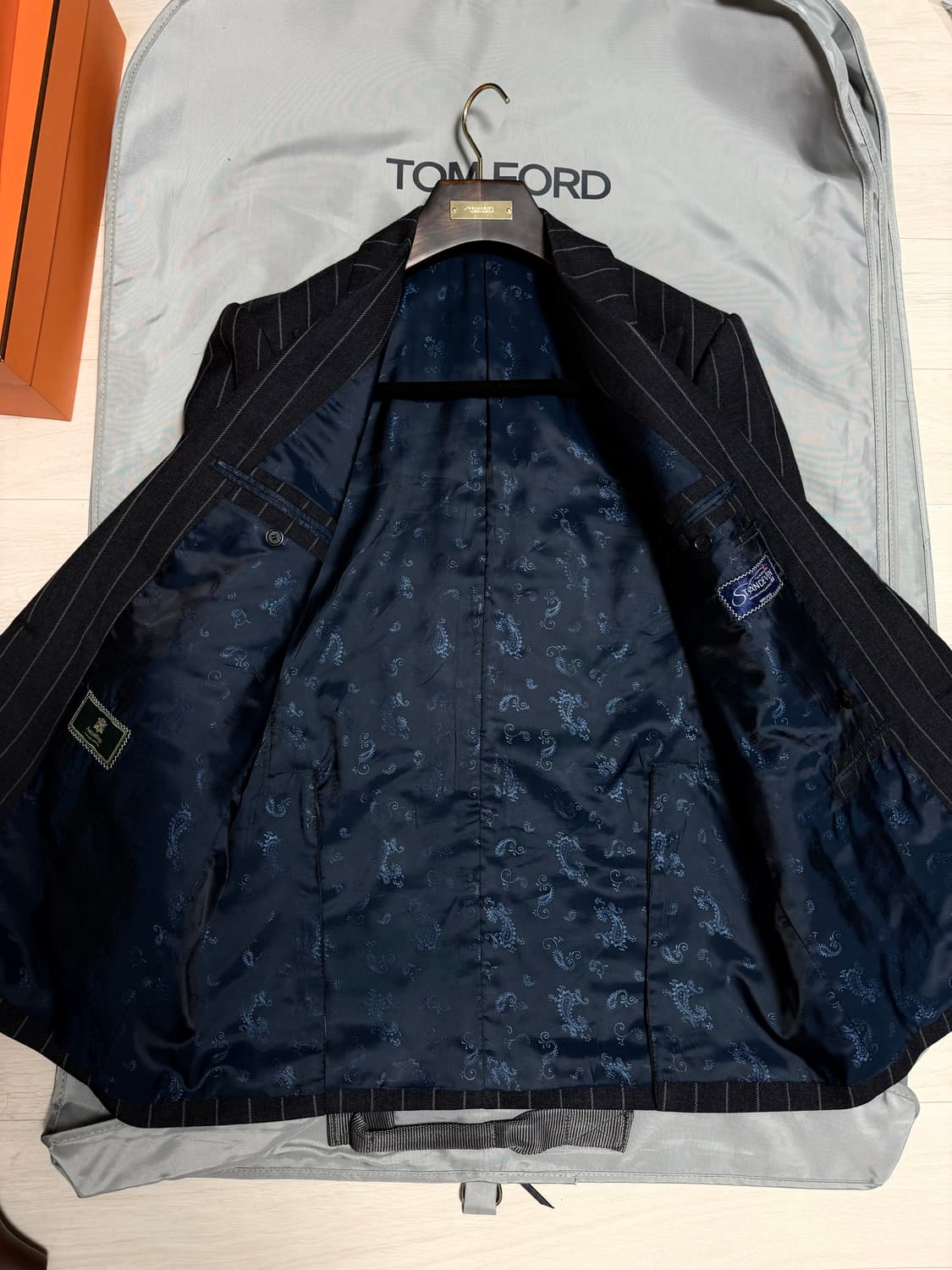 (명작,강추👍)에스코티지 비스포크 더블 수트 정장 톰포드 상품이미지7