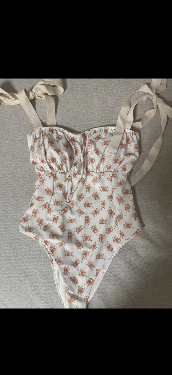 글로니 수영복 one piece swimsuit 크림부케 상품이미지3