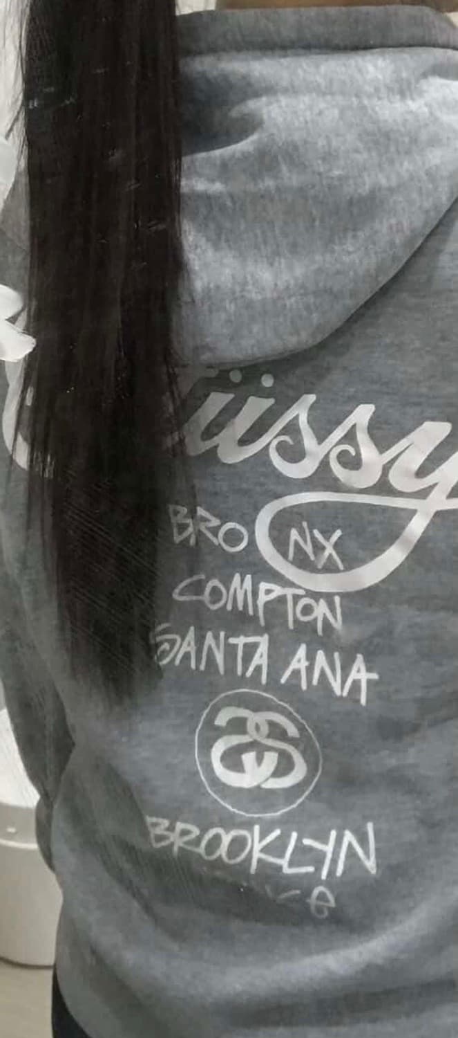 스투시 월드투어 후드집업 회색 상품이미지2