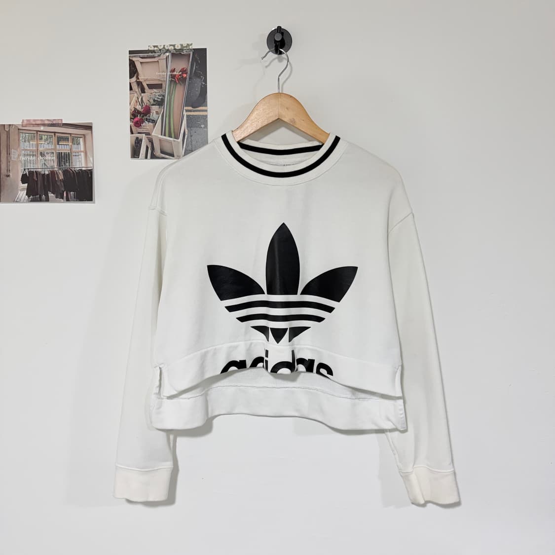 [S] 아디다스 빅로고 크롭 맨투맨 상품이미지1