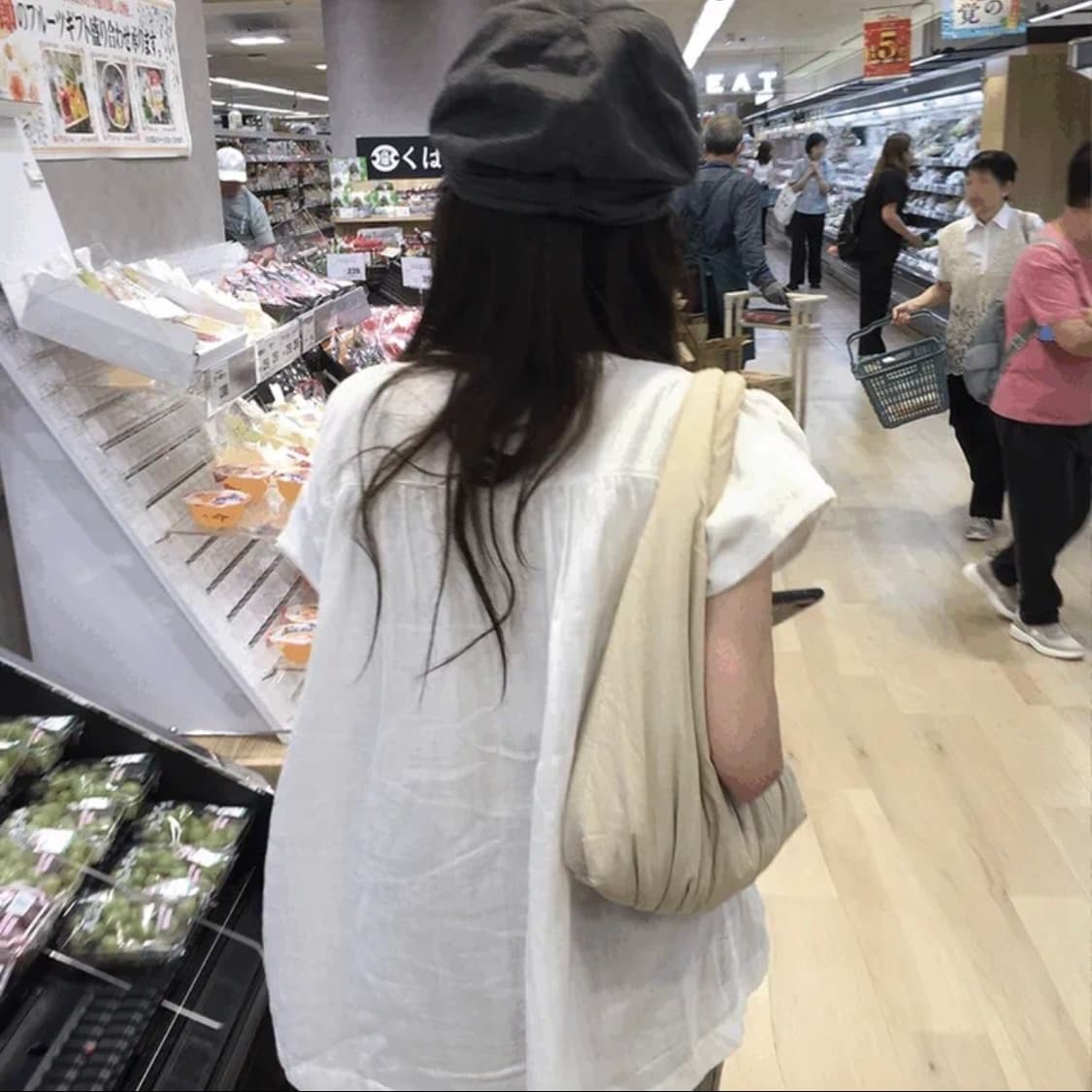 [하우유] 시져 셔링 포켓 하프 블라우스 상품이미지2
