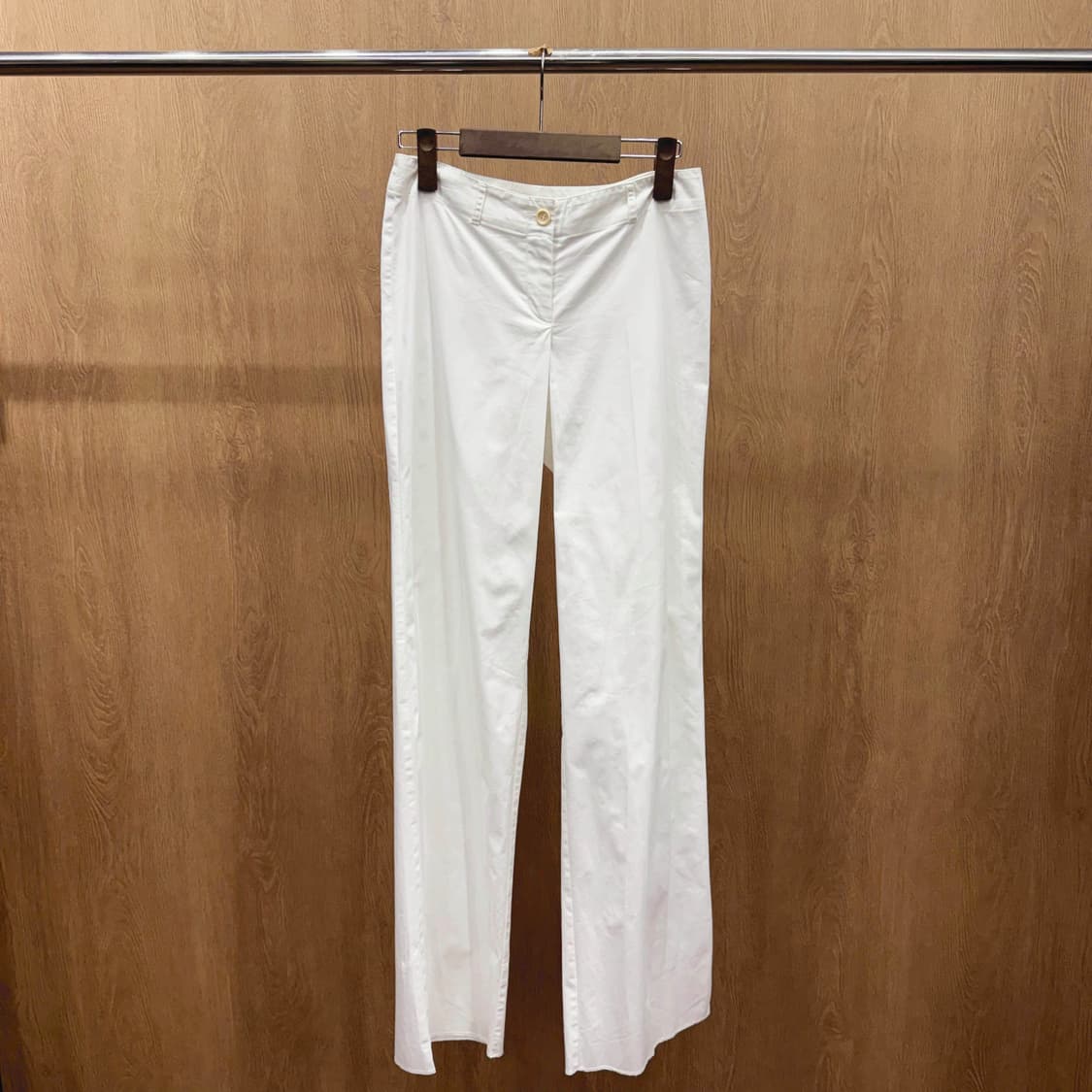 막스앤코 코튼 팬츠 버튼 클로징 디테일 스트레이트 핏 화이트 상품이미지2