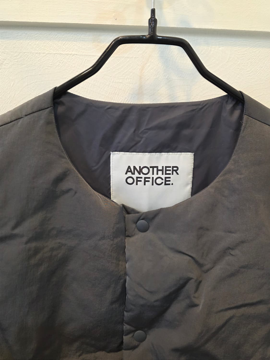 어나더오피스 레이어다운 패딩 조끼 상품이미지1