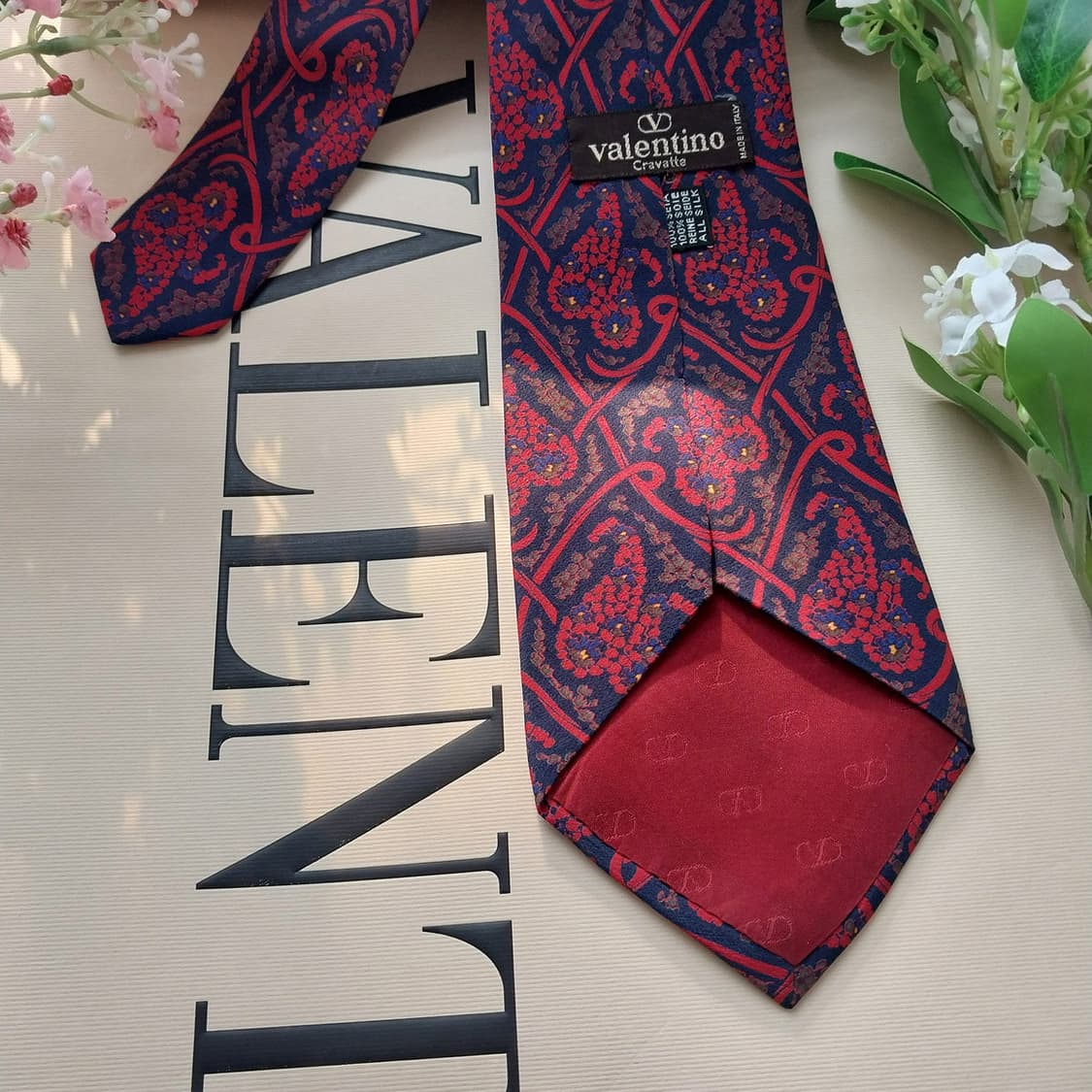 발렌티노 실크 네이비&레드 페이즐리 패턴 넥타이 9cm A등급 K1702 상품이미지8