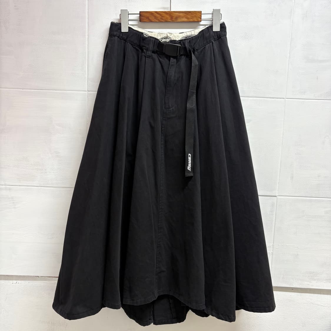 CANDY STRIPPER 벨트 코튼 언발 롱스커트 상품이미지1