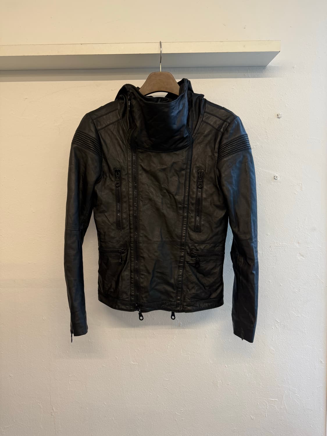 지에다 양가죽 후드자켓 상품이미지1