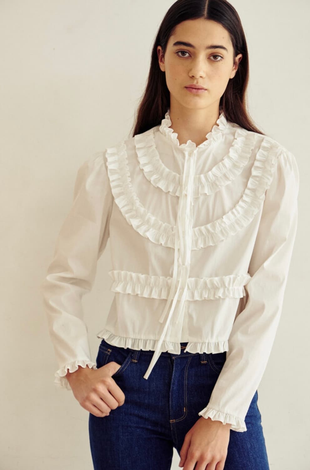 TAV Signature Frill Ribbon Blouse 상품이미지2