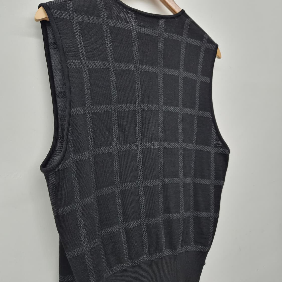 입생로랑 블랙 체크 패턴 니트 조끼 남녀공용 XL 상품이미지10