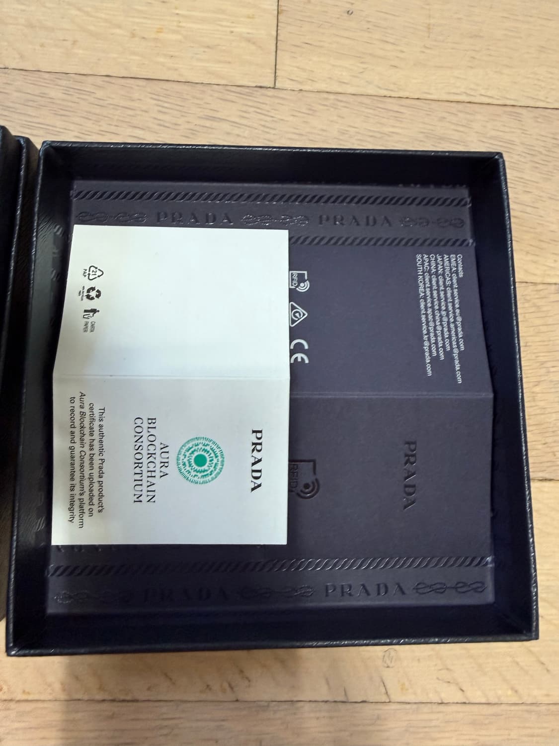 프라다 리나일론 크런치 상품이미지7