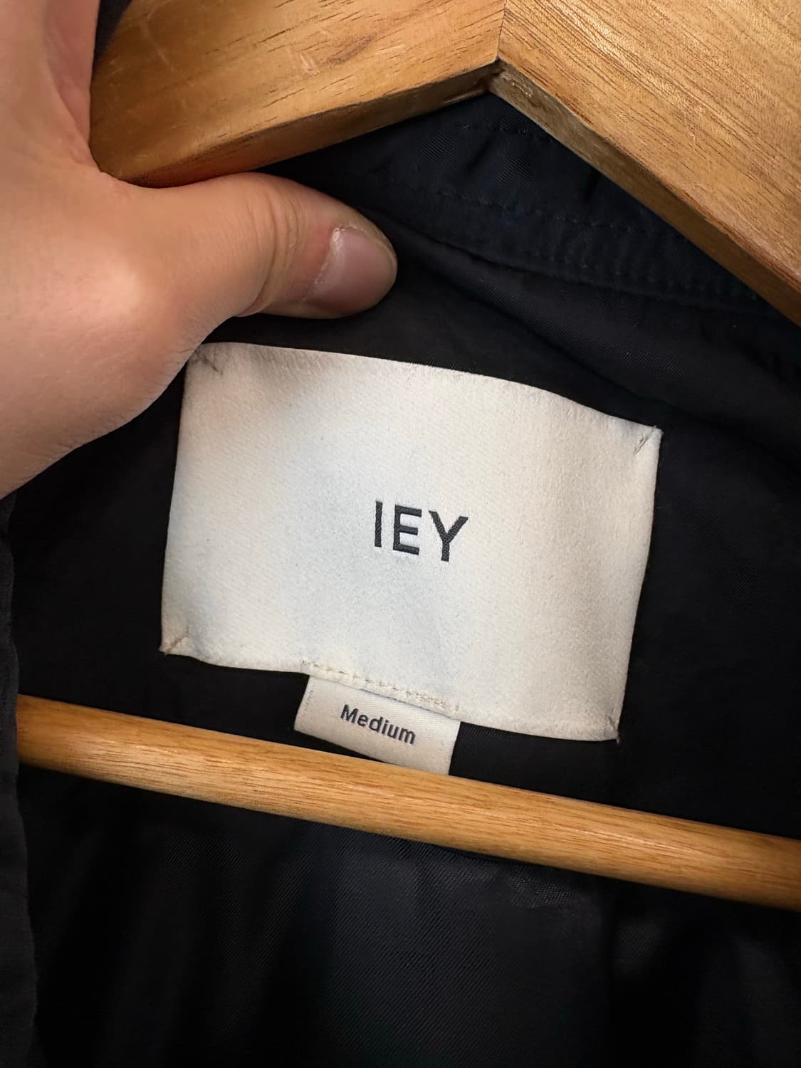 IEY 이에이 와이어 카라 오버사이즈 점퍼 블랙 상품이미지7