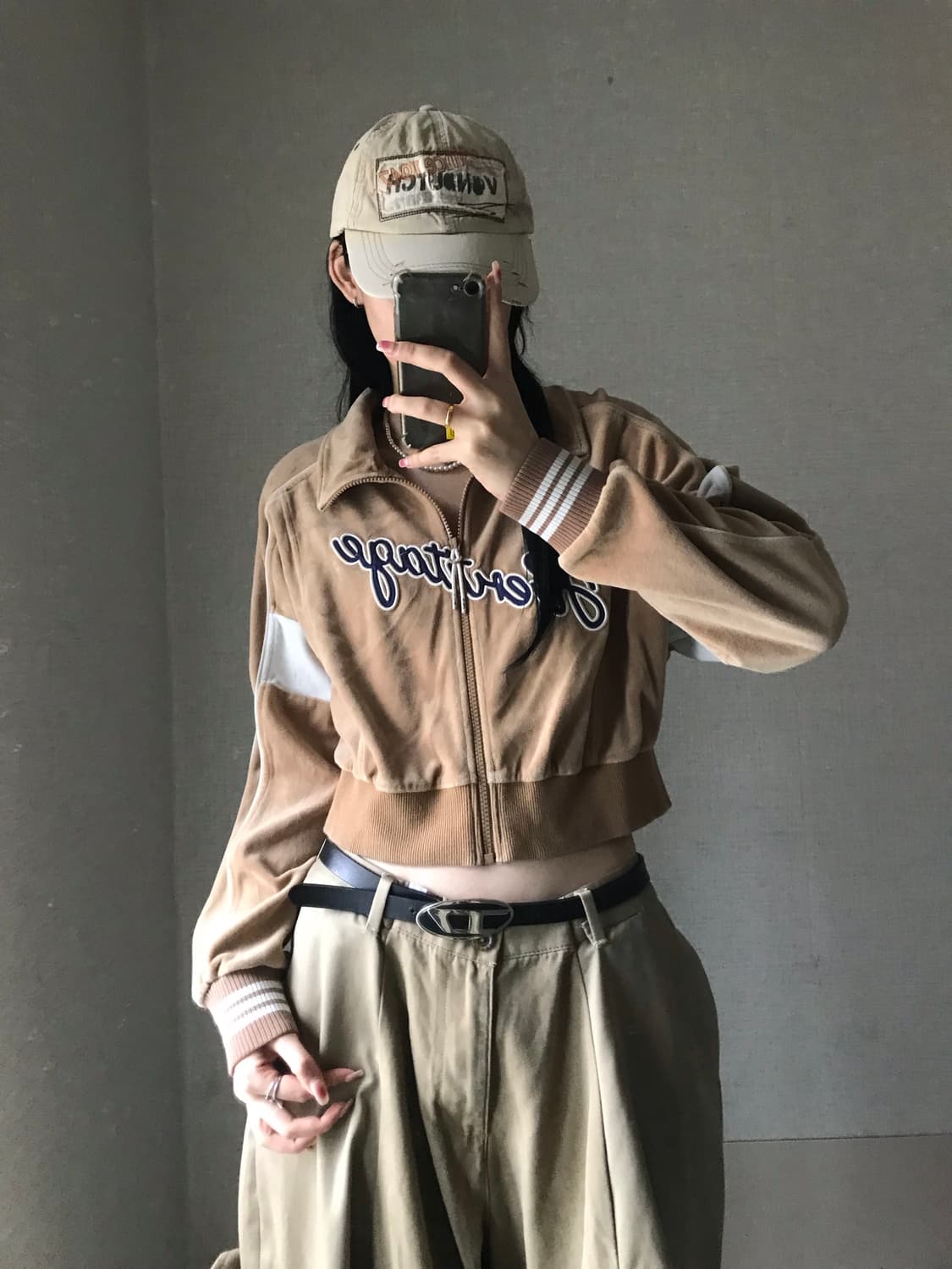 휠라 베이지브라운 벨벳 집업 상품이미지2