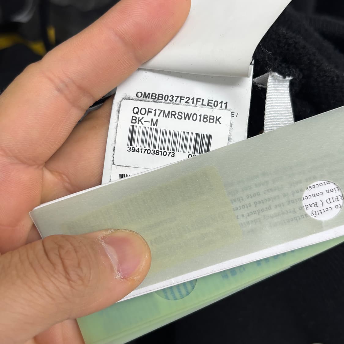 [M]오프화이트 카라바지오 에로우 후드티 상품이미지3