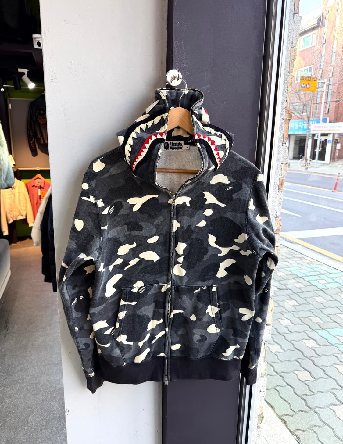 L/ 베이프 시티카모 샤크 후드 풀집업 상품이미지3