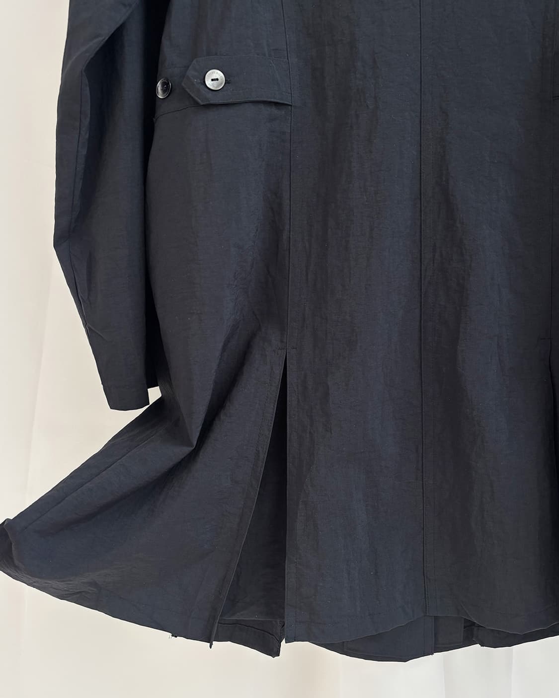 Harpers Bigot 밑단 맞주름 윈드브레이커 롱 자켓 상품이미지6