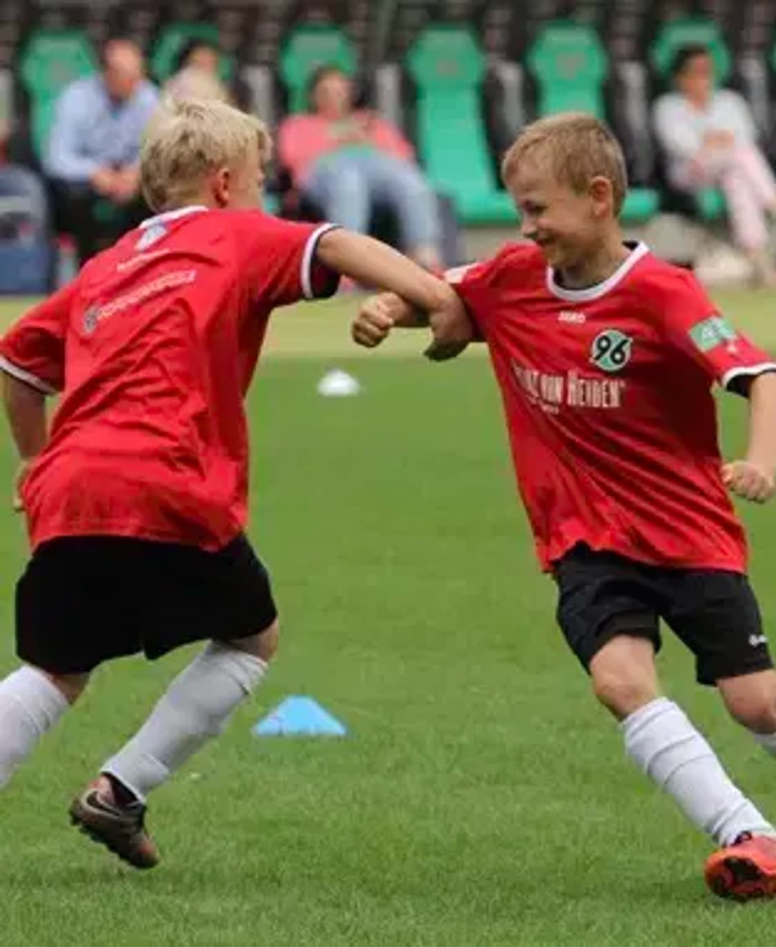 자코 하노버96 트레이닝 저지 상품이미지3