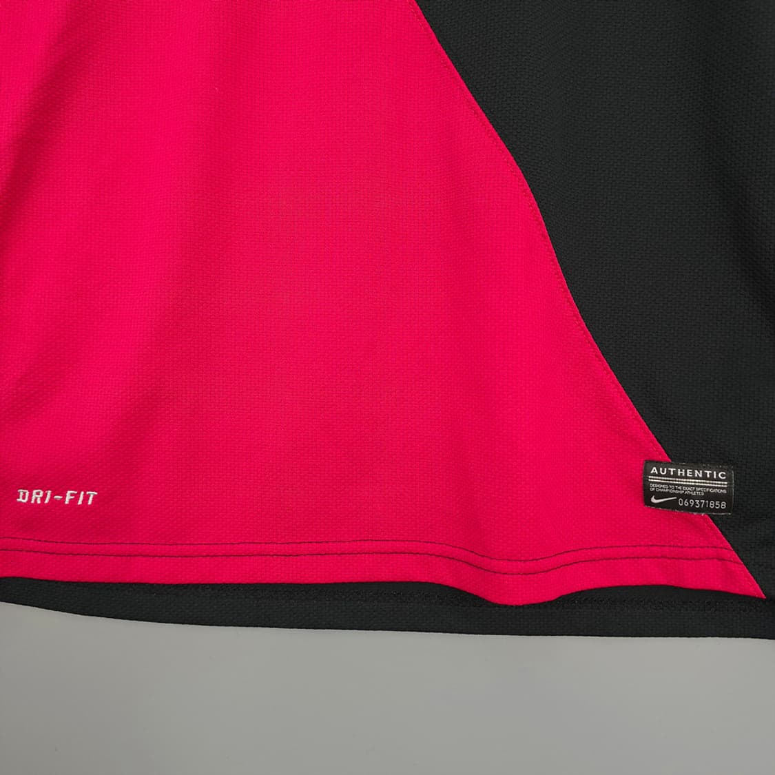 나이키 Nike 드라이핏 반팔 티셔츠 블랙핑크 100 상품이미지3