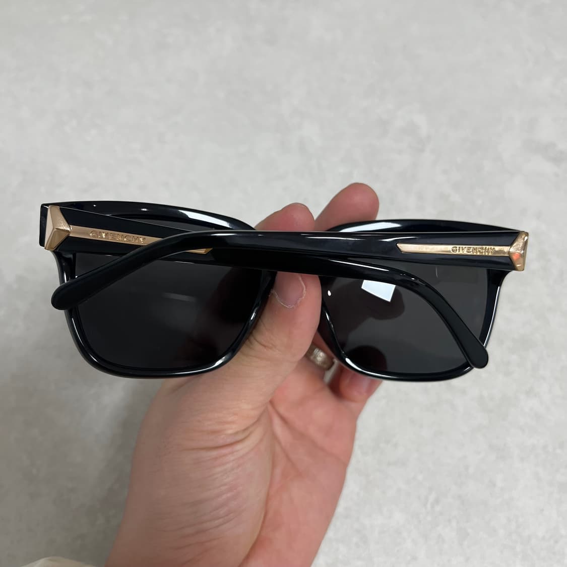 [정품]지방시(GIVENCHY) SGV 823N 0700 블랙 선글라스 상품이미지4