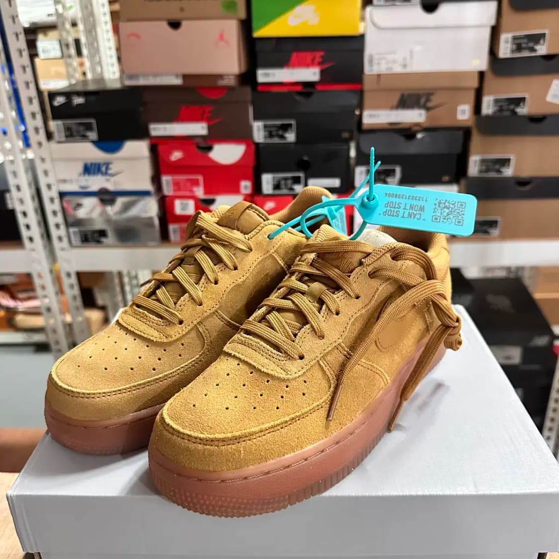 나이키 에어포스 1 LV8 3 위트 240 BQ5485700 상품이미지1