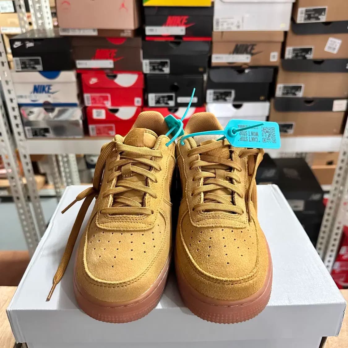 나이키 에어포스 1 LV8 3 위트 240 BQ5485700 상품이미지2