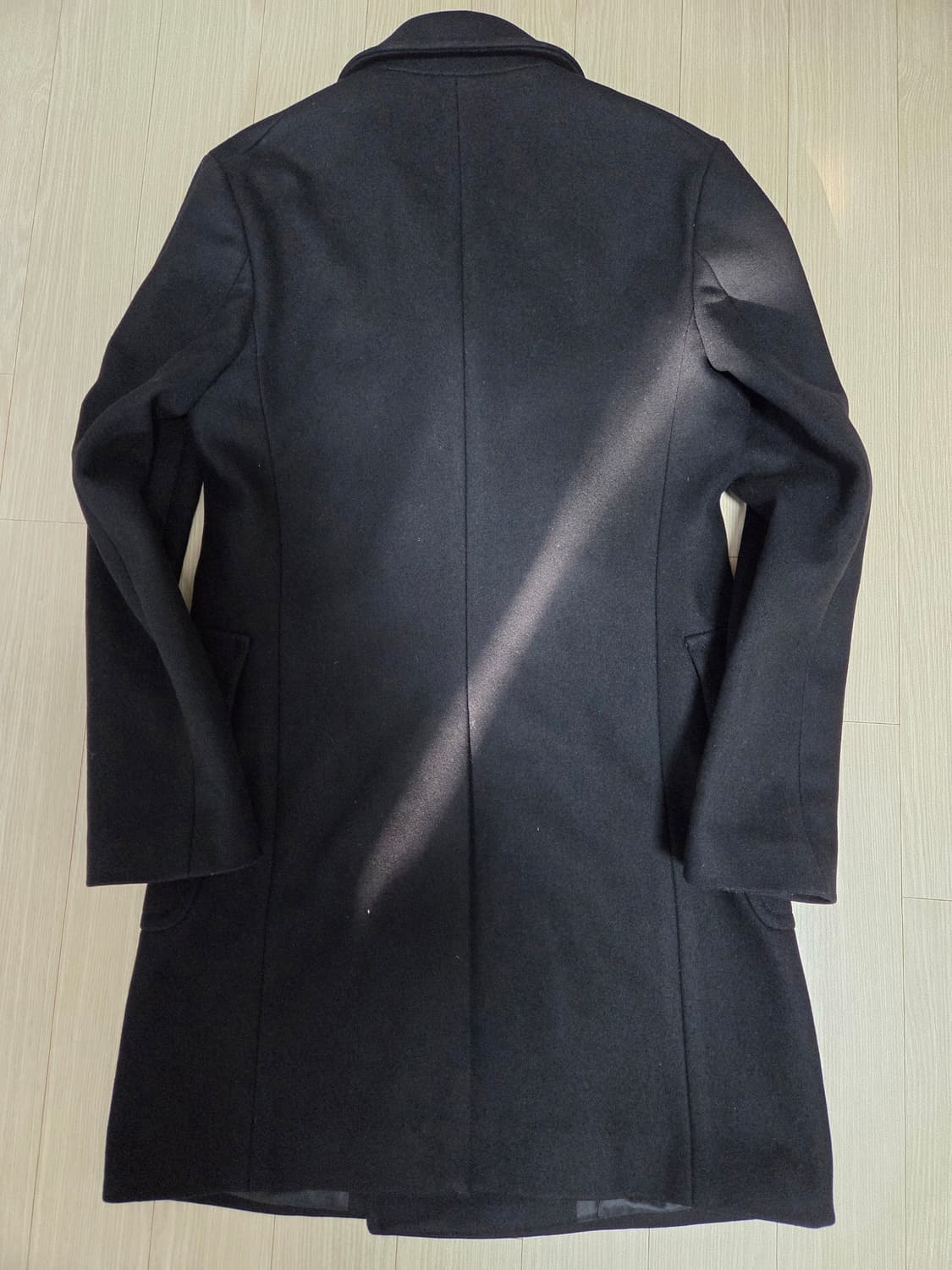 솔리드옴므 블랙 더블 브레스티드 코트  상품이미지2