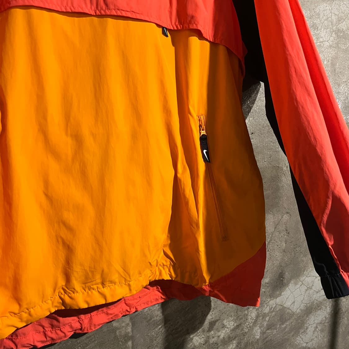 나이키 반집업 바람막이 아노락 상품이미지3