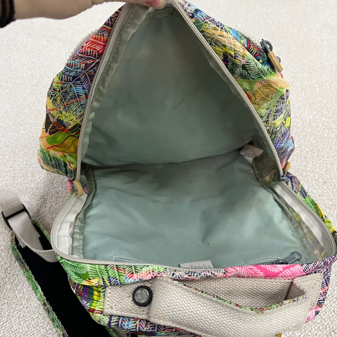 실측확인 키플링 멀티컬러 백팩 0224M 상품이미지3