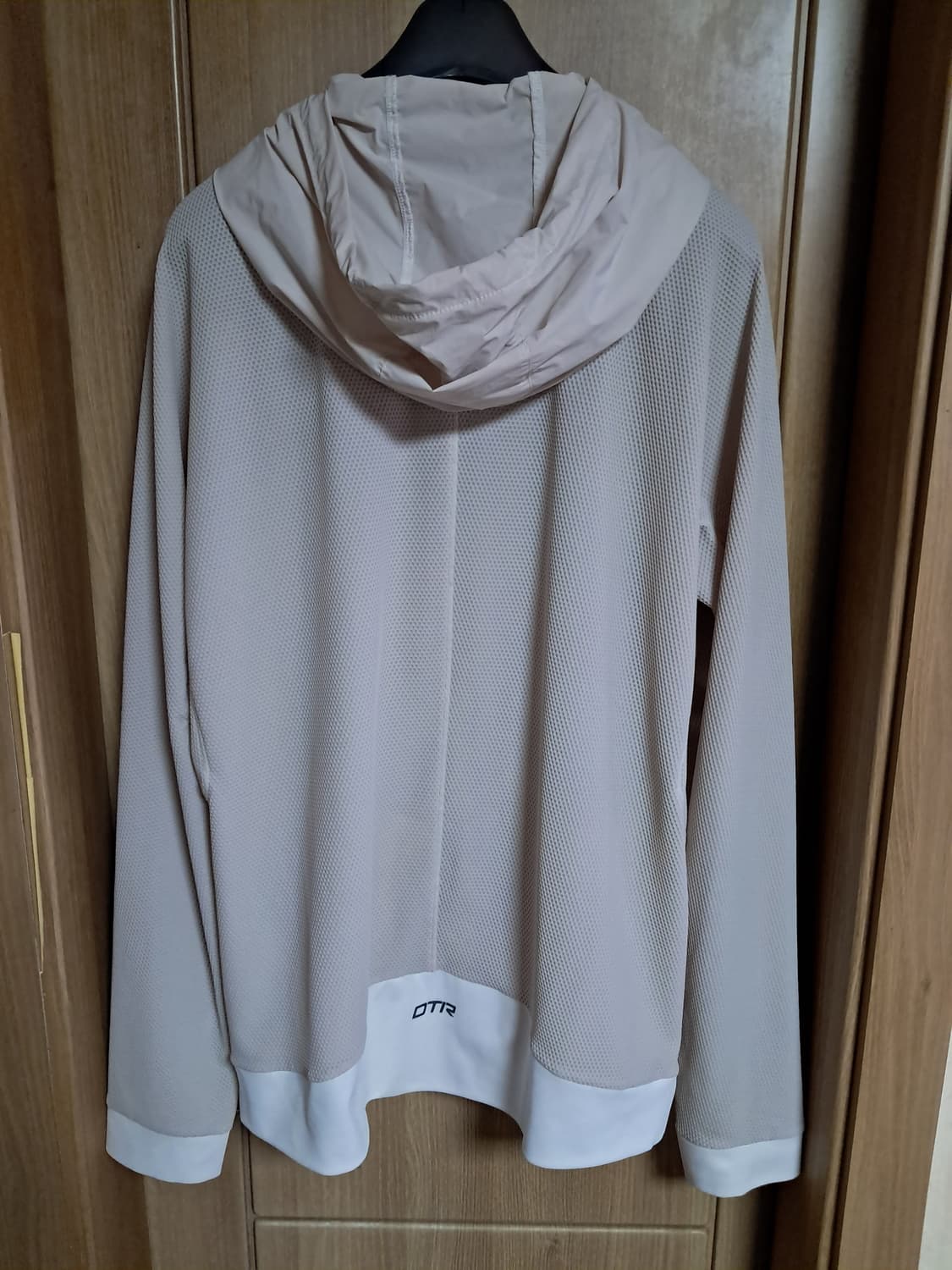 데상트 후드집업 남성110  상품이미지3