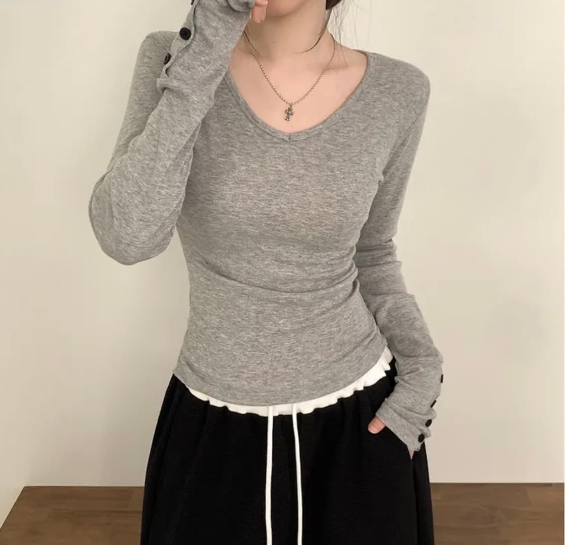 브이넥 소매버튼셔링 긴팔티 상품이미지2
