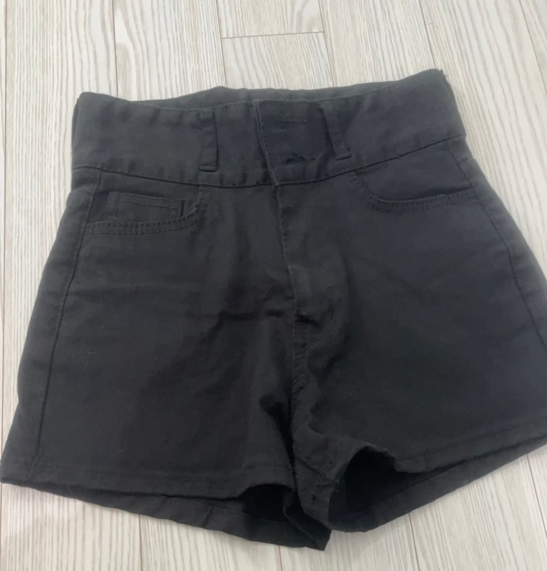 투버튼 검정 반바지 슬림핏 S 착샷 있음 상품이미지1