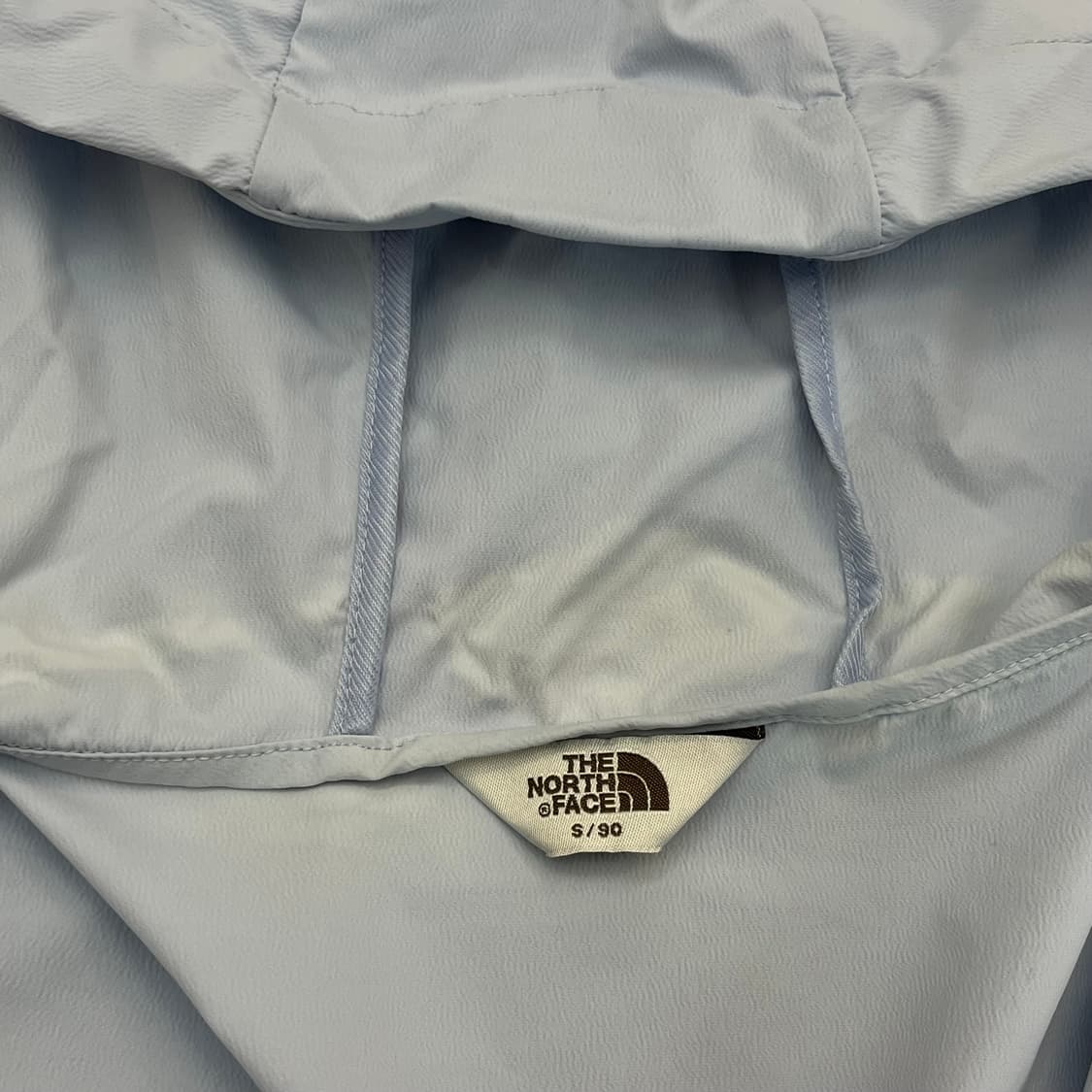 노스페이스 여성 바람막이 90(S) 상품이미지4