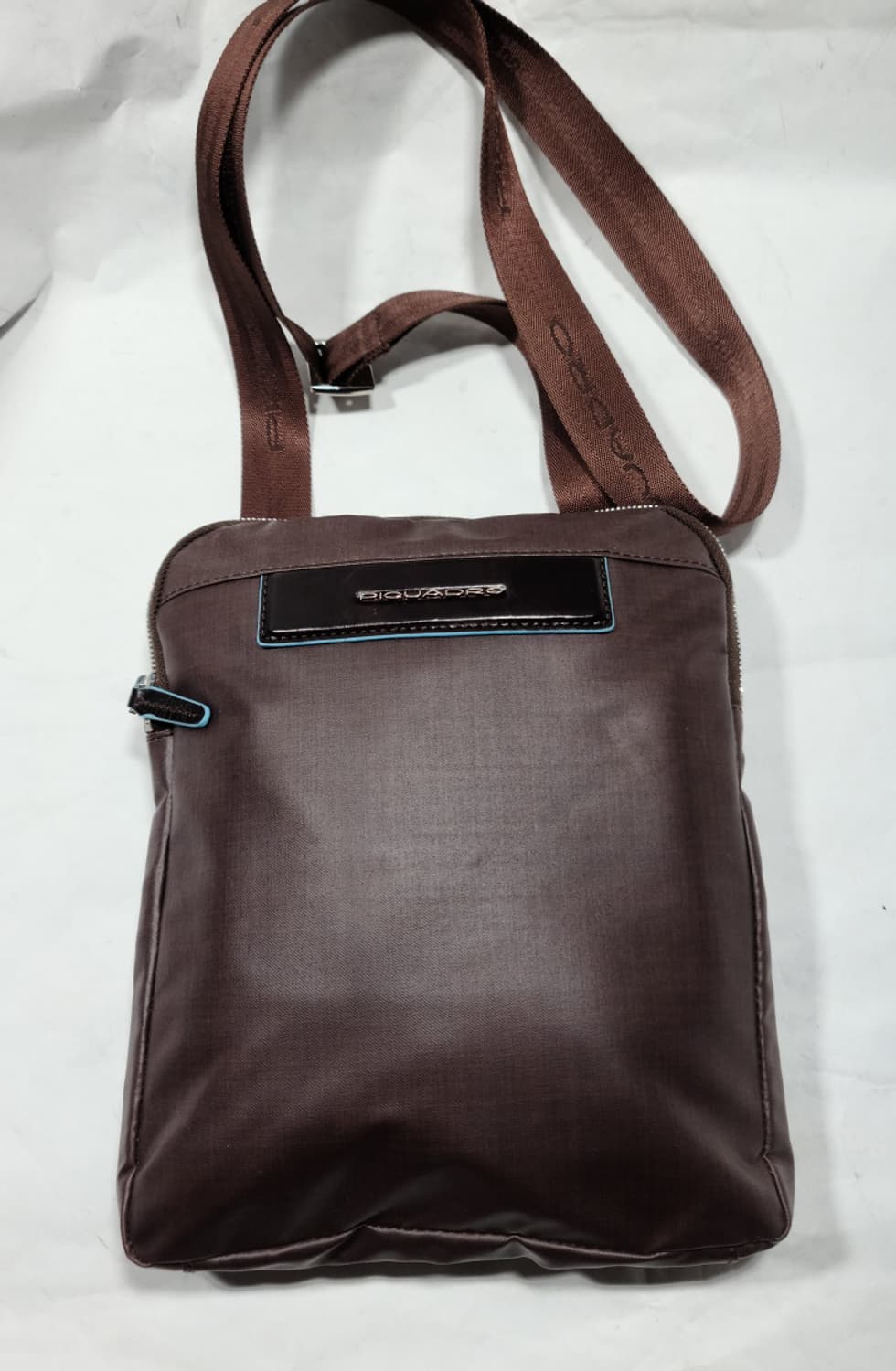 피콰드로(piquadro) 크로스백 상품이미지1