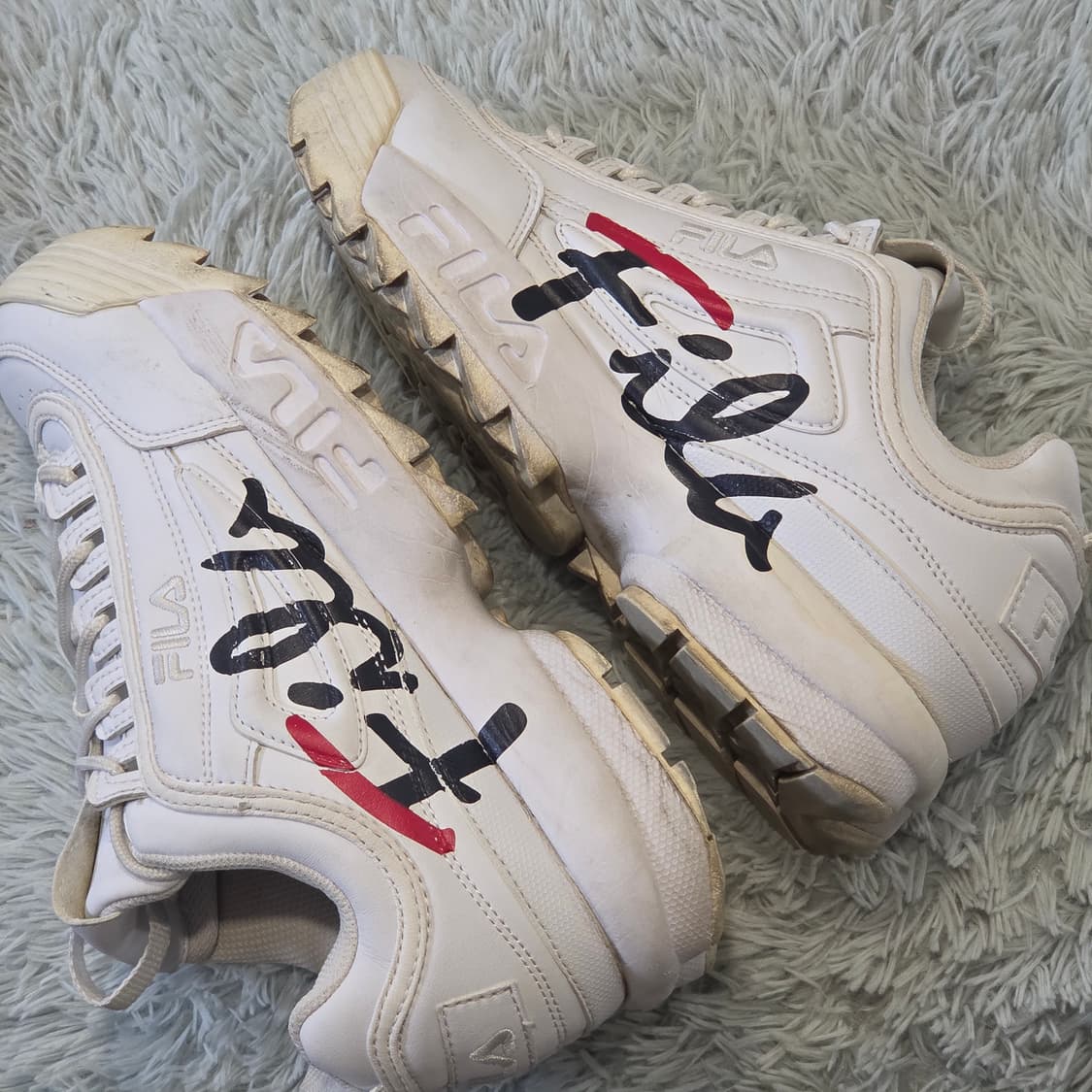 6q-22:휠라 디스럽터 2 프리즘 로고 화이트 (260mm) 상품이미지7