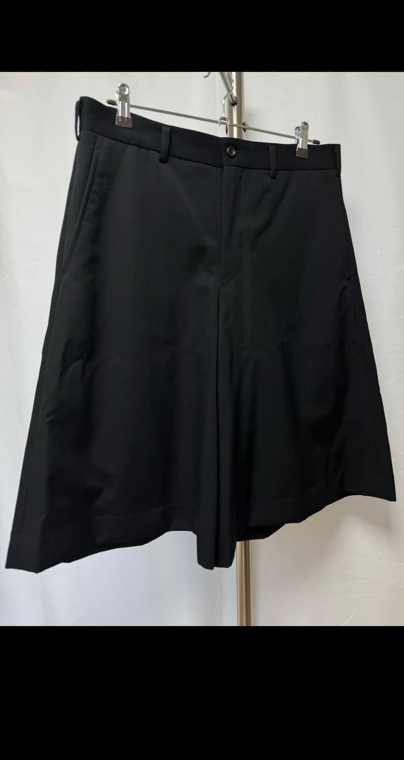 꼼데가르송 19ss 울 버뮤다 팬츠 상품이미지1