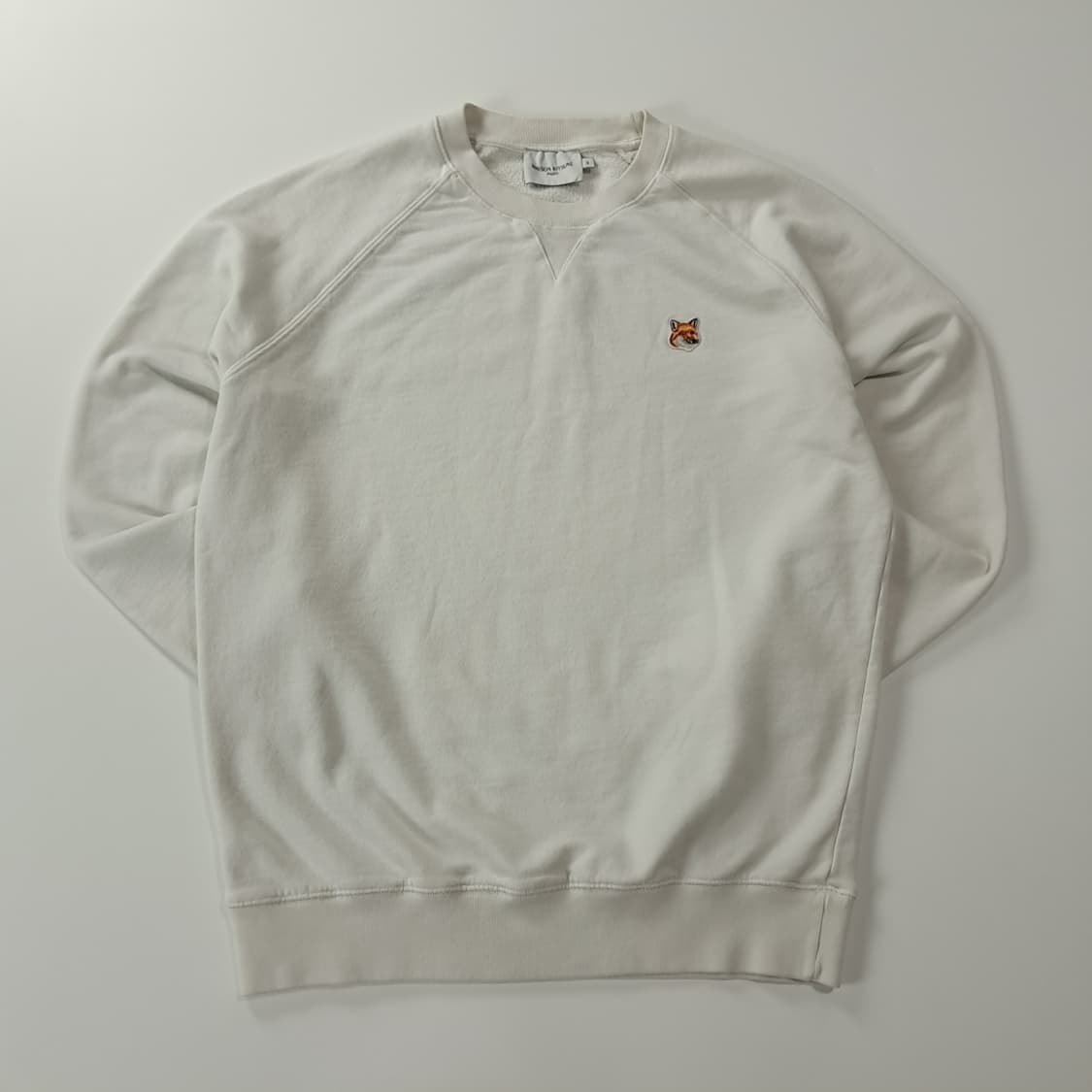 CK941 XL 메종키츠네 폭스헤드 화이트 맨투맨 상품이미지1