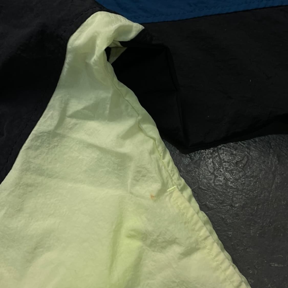 105 나이키 헤리티지 윈드러너 자켓  상품이미지4