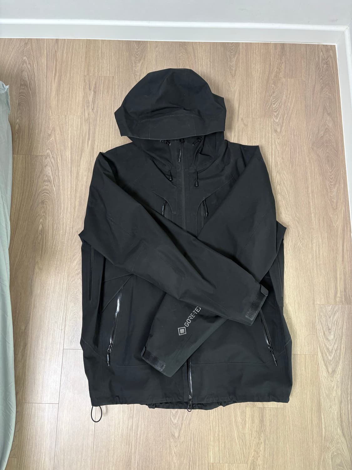 케일X뉴발란스 3L 고어텍스 자켓 L 상품이미지1