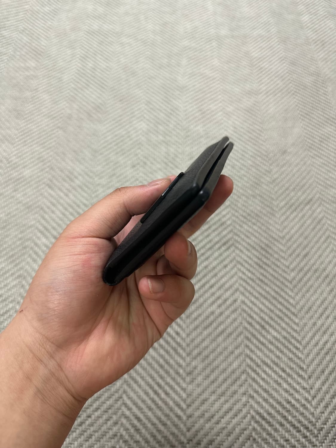 루이비통 에어로그램 오거나이저 카드지갑 블랙 상품이미지4