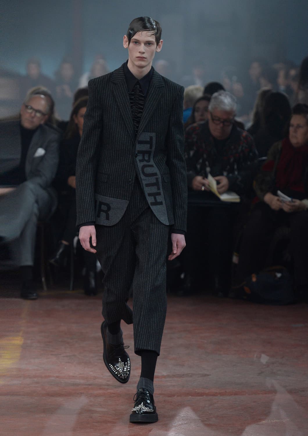 알렉산더 맥퀸 15fw 캐시미어 TRUTH 블레이저 자켓 상품이미지9