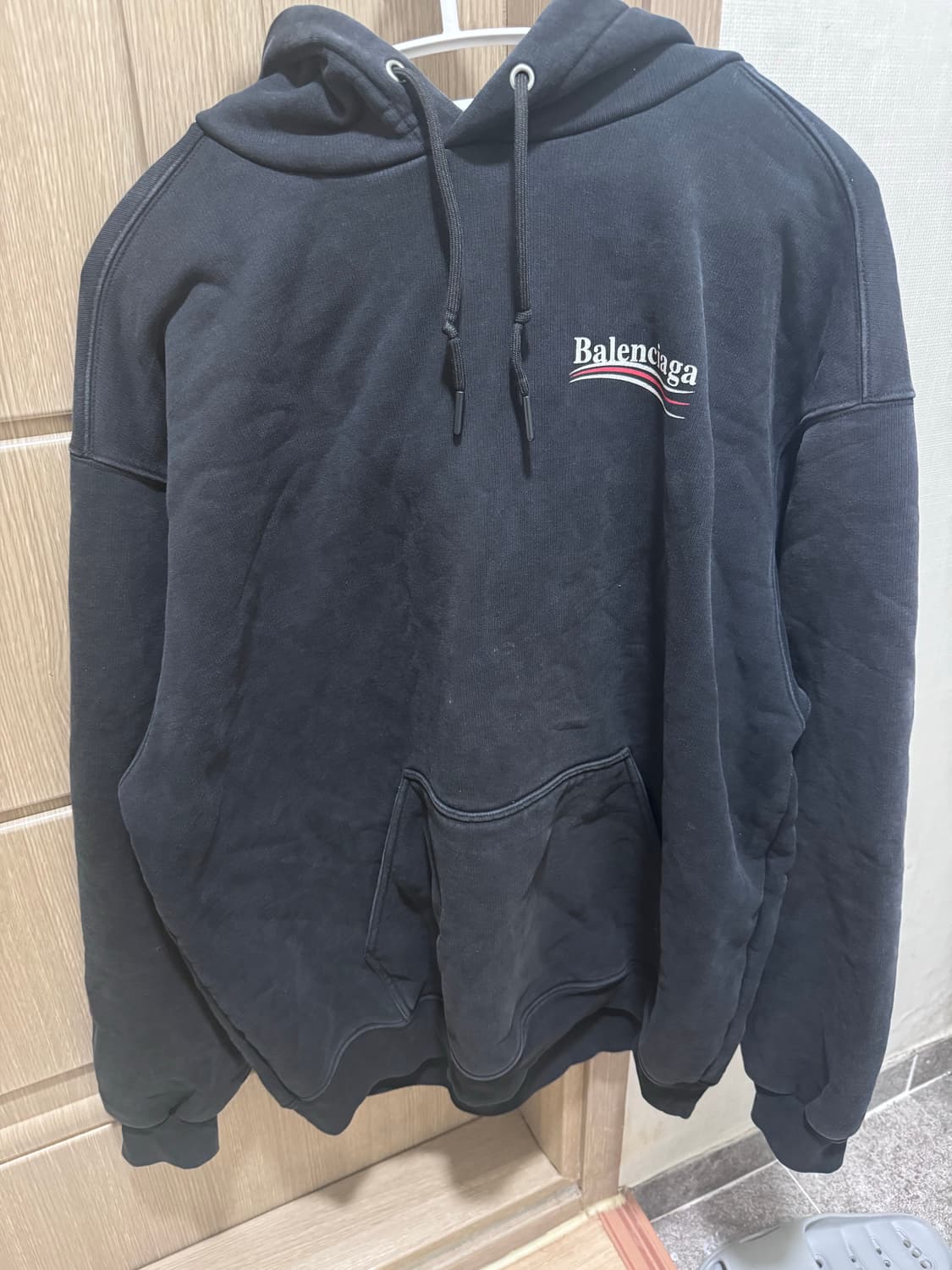 발렌시아가 웨이브로고 후드 상품이미지1