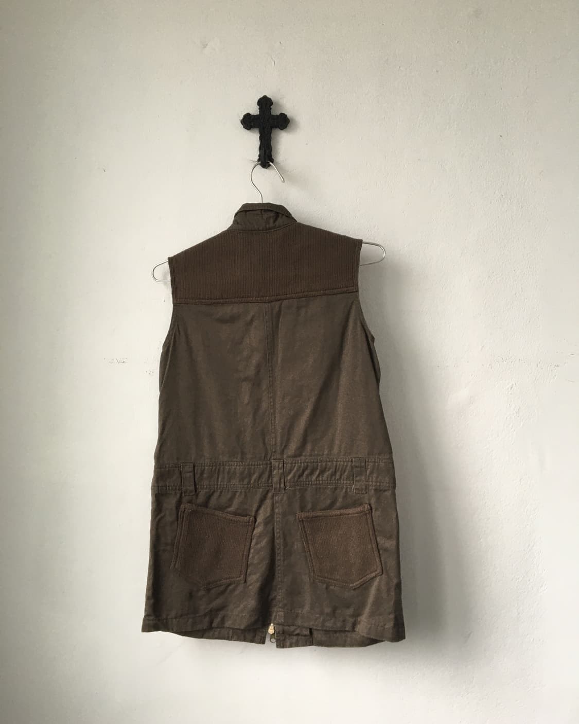 Multi pocket point high neck vest 상품이미지3