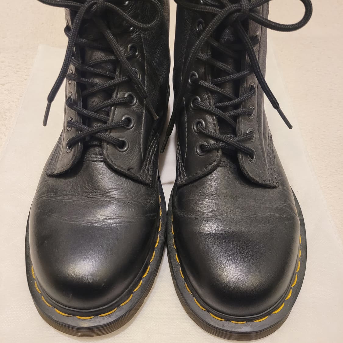 닥터마틴 11821 8홀 부츠 250 상품이미지2