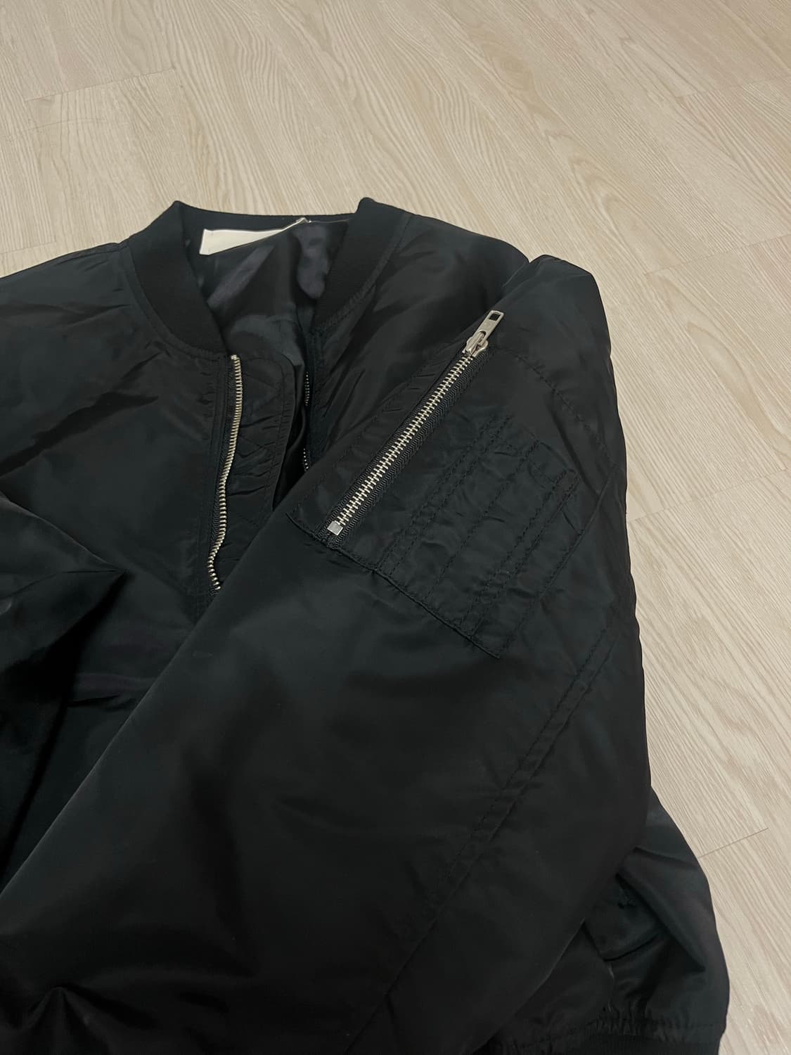 블랙 MA-1 봄버 크롭 자켓 상품이미지3