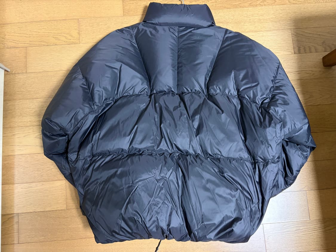 [2] 비헤비어 24fw 폴라베어 다운 파카 패딩 블랙 상품이미지3