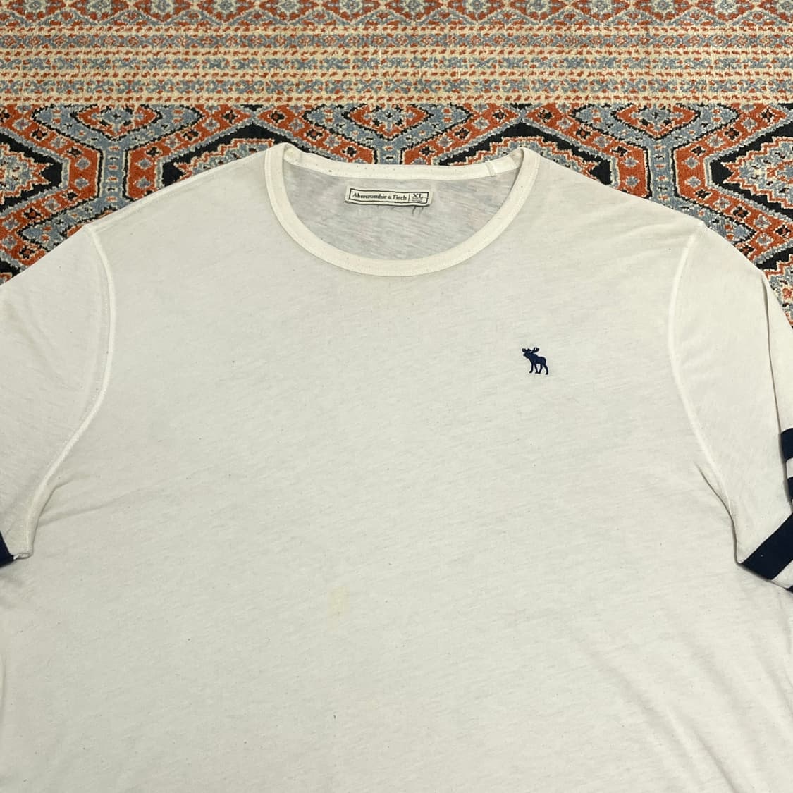 아베크롬비 사이드로고 화이트 긴팔티셔츠 남성XL  상품이미지2