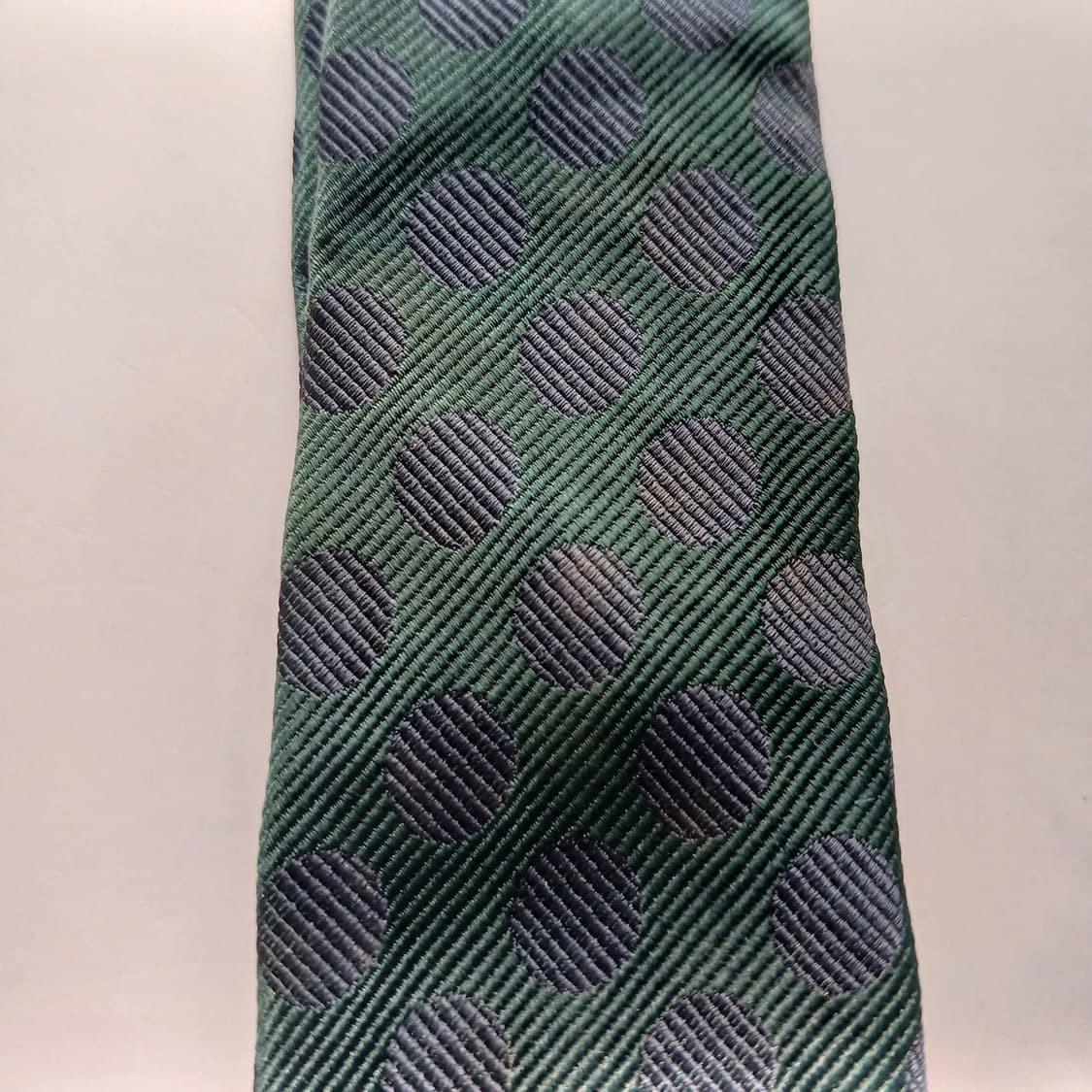 제냐 실크 그린&네이비 도트 넥타이 8.1cm A~B등급 A18433
 상품이미지6